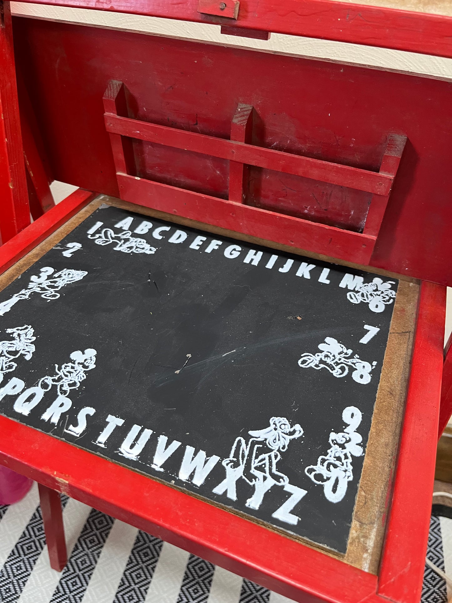 Vintage Child’s desk w chair