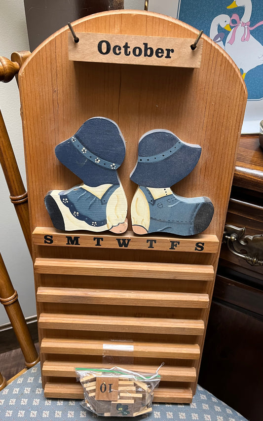 Vintage Folkart Perpetual Calendar