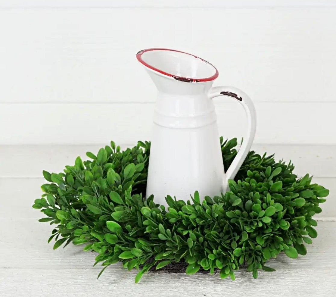 12” Evergreen Boxwood Wreath w bow