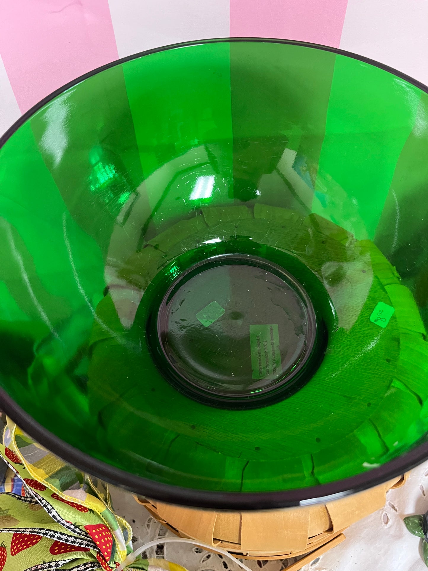 Vintage anchor hocking green glass bowl