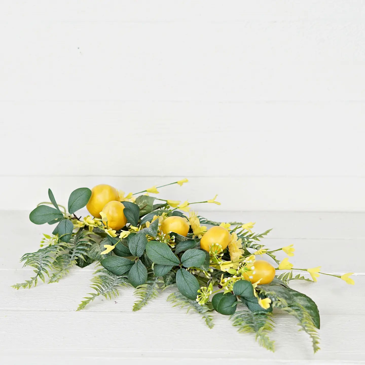 Teardrop-Lemon W.Daisy and Flocked leaf