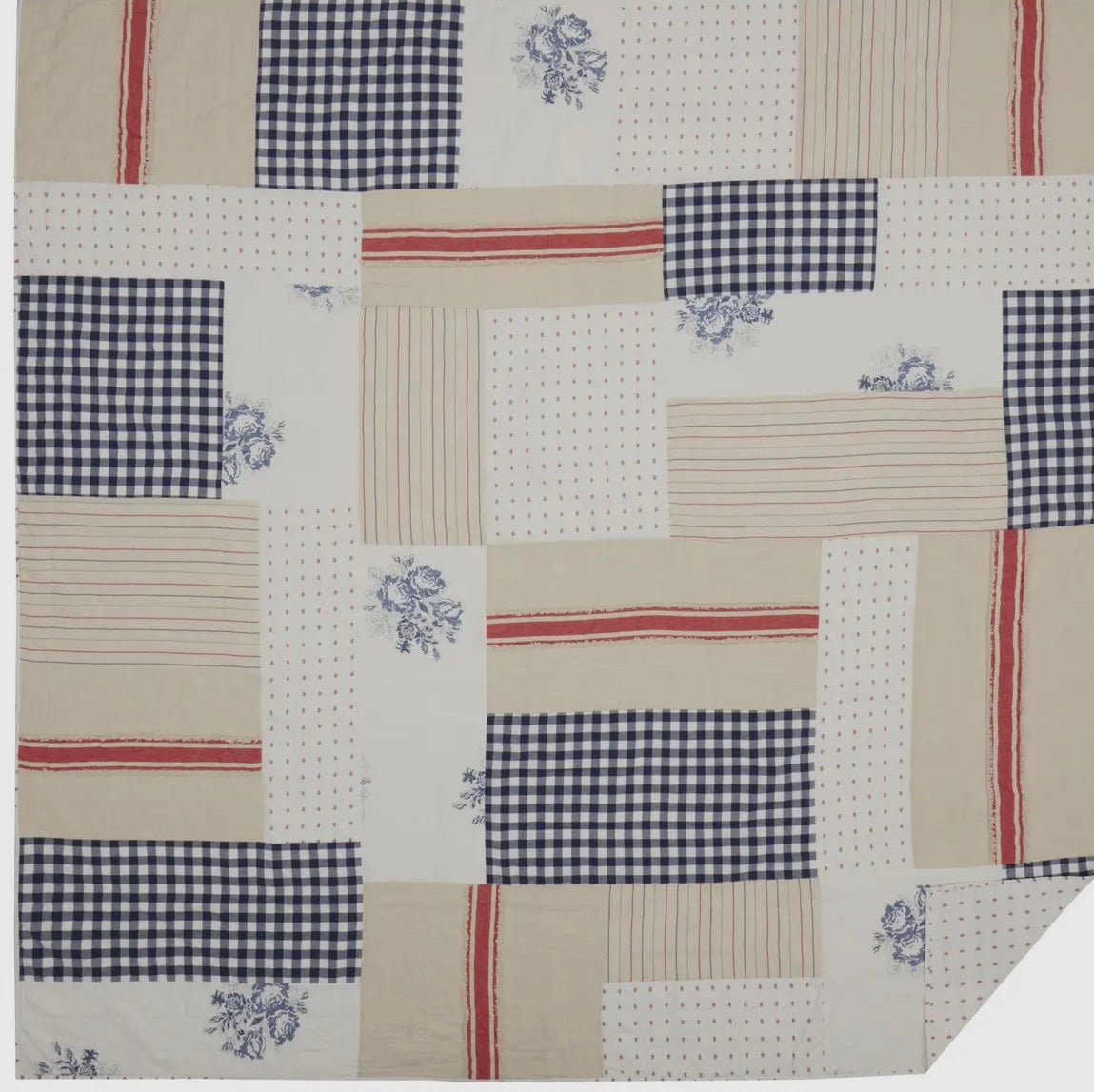 Betsy Queen Quilt